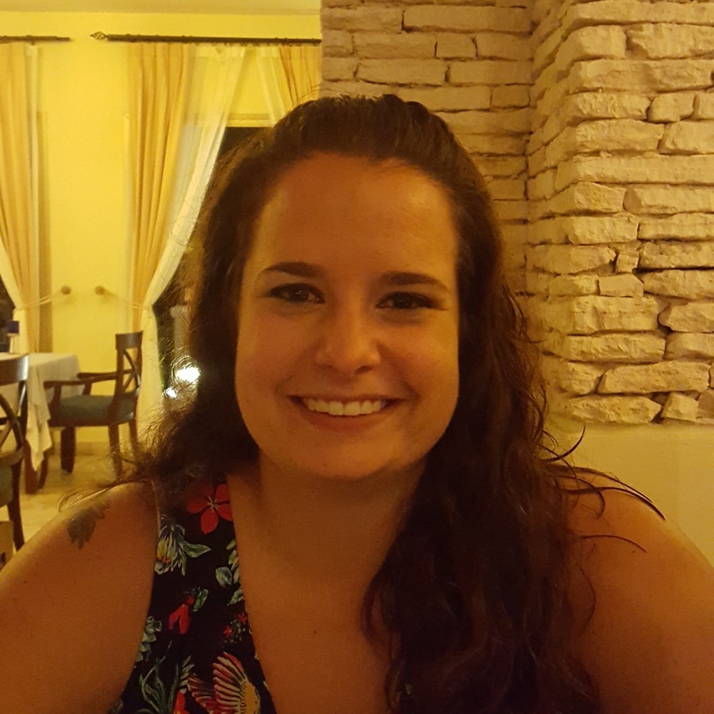 Meet your Posher, Stephanie